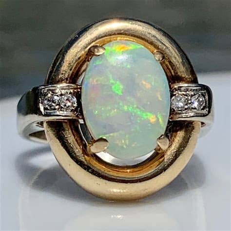 2 Carat Opal Ring