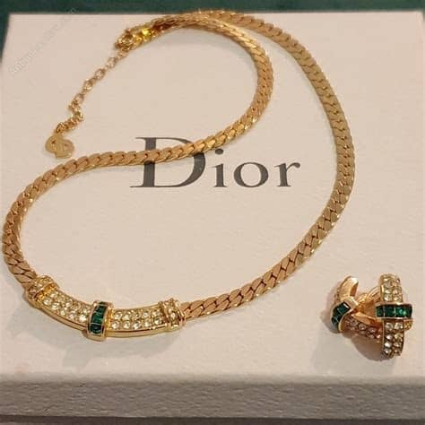 Dior Necklace Set