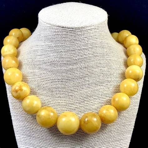 Large Beads Necklace