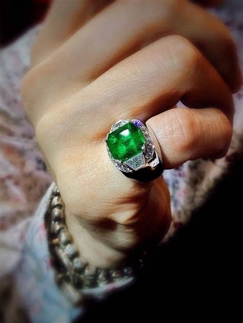 Mens Emerald Pinky Ring