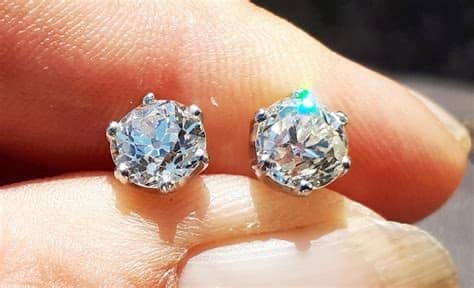 Pre Owned Diamond Stud Earrings