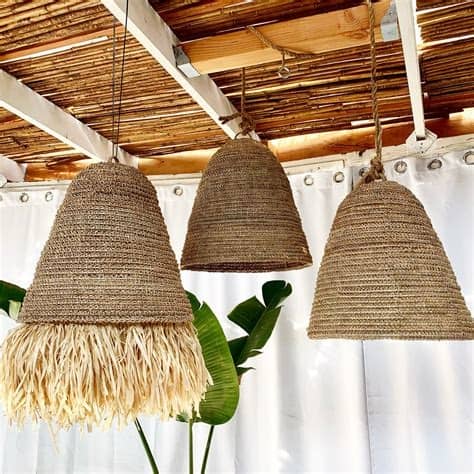 Small Seagrass Pendant Light